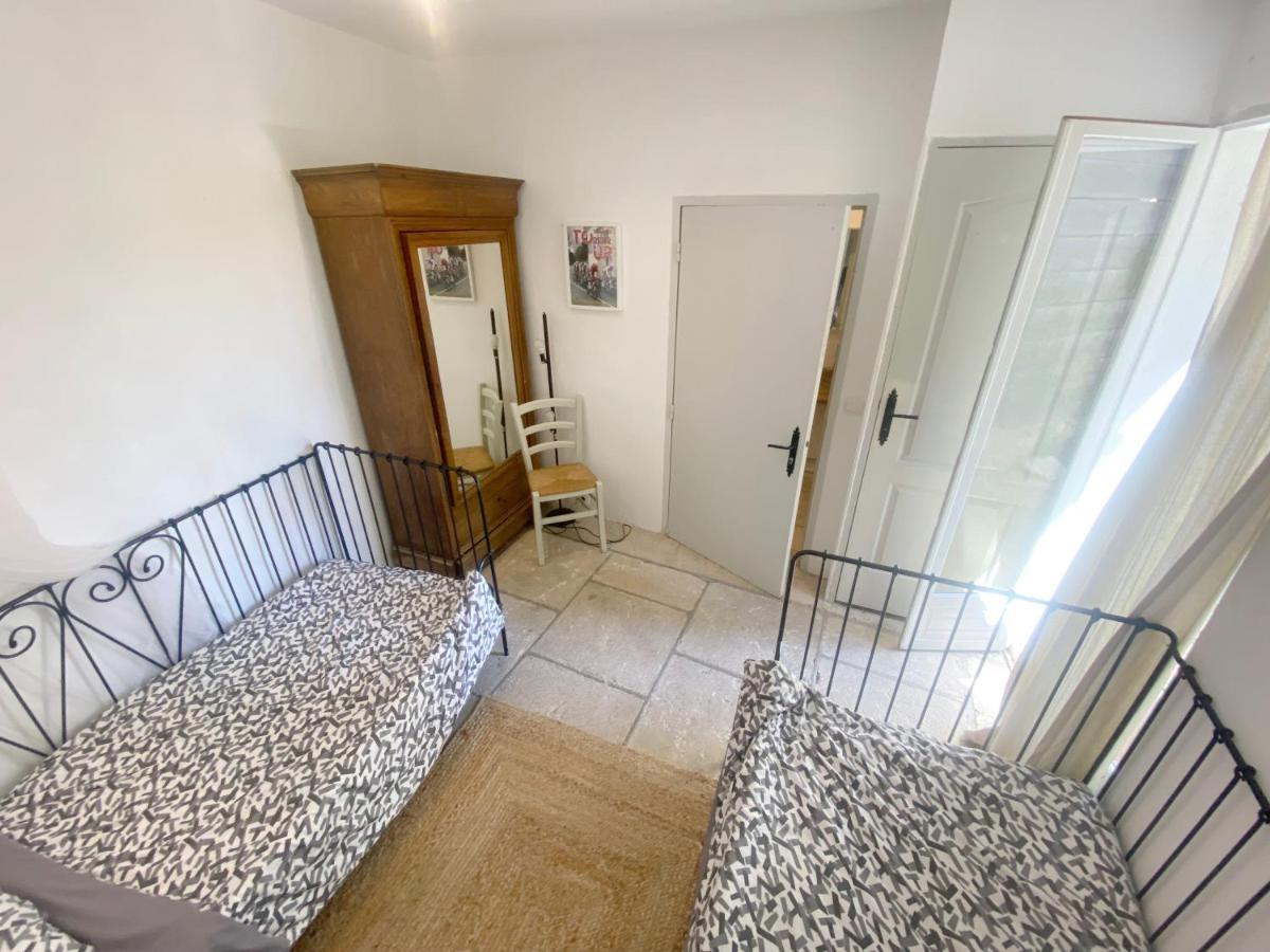Guest house De La Croix Du Pape