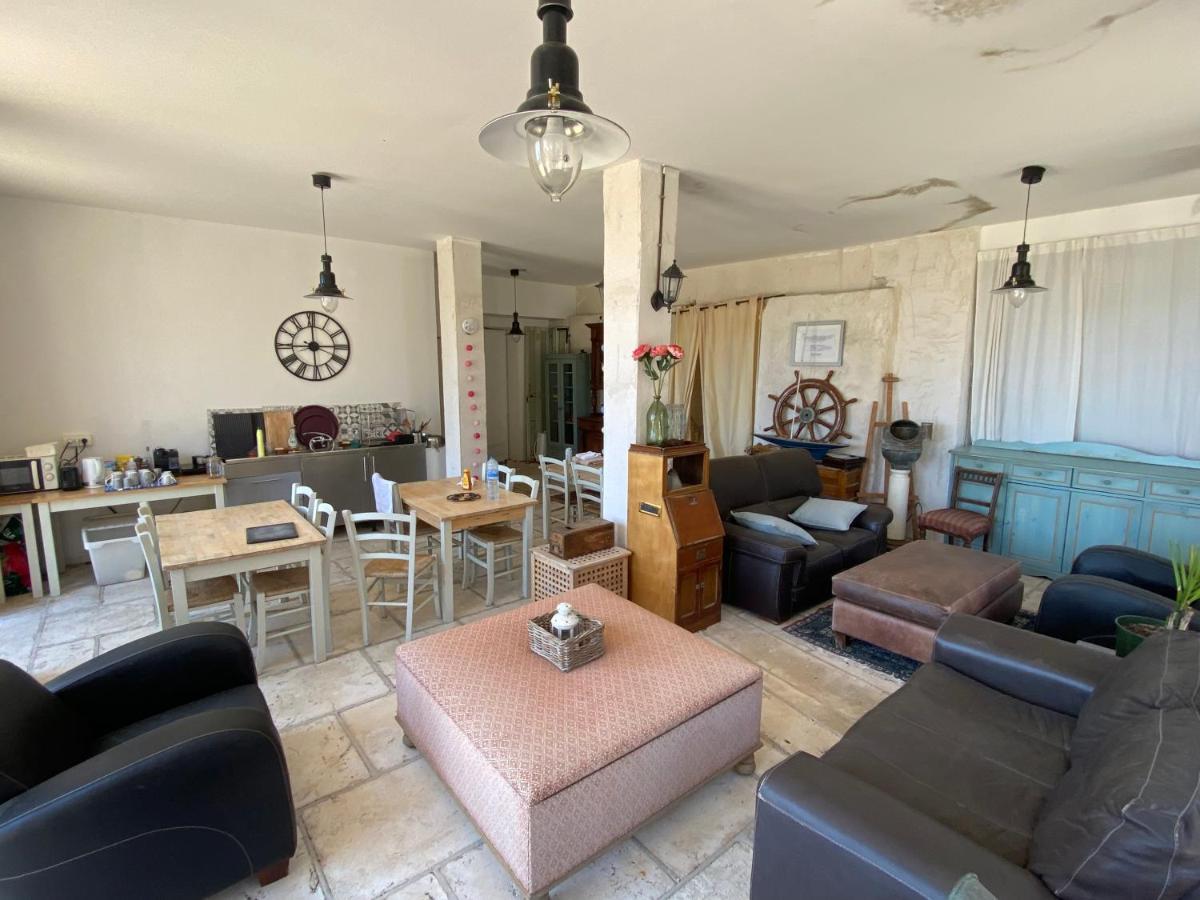 Guest house De La Croix Du Pape Eze