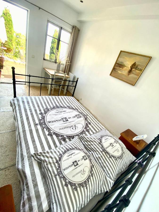 De La Croix Du Pape Guest house *