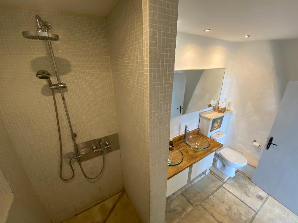 De La Croix Du Pape Guest house